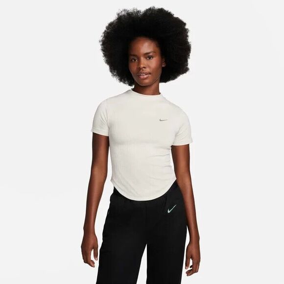 NIKE Women's Dri-FIT ADV Run Division Engineered Running  Jersey top FN2581 104 - Picture 9 of 14